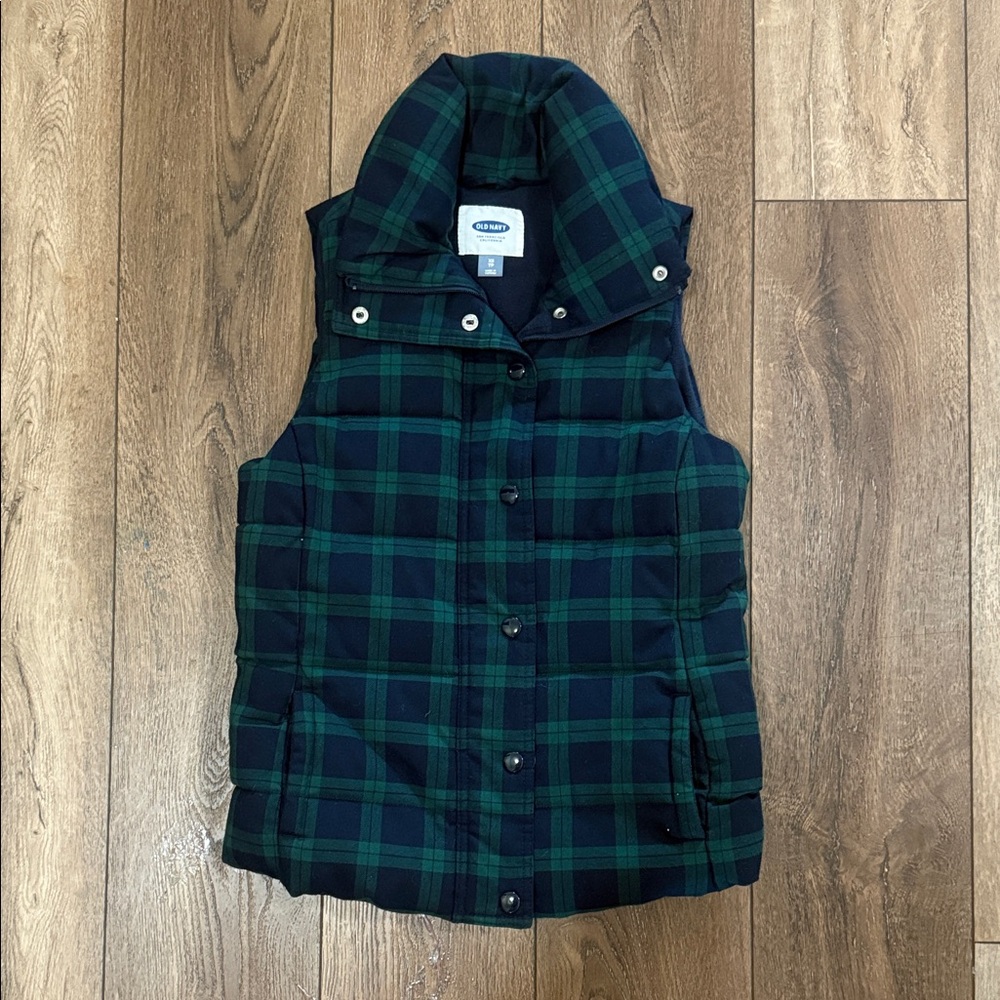 Old Navy Puffer Vest